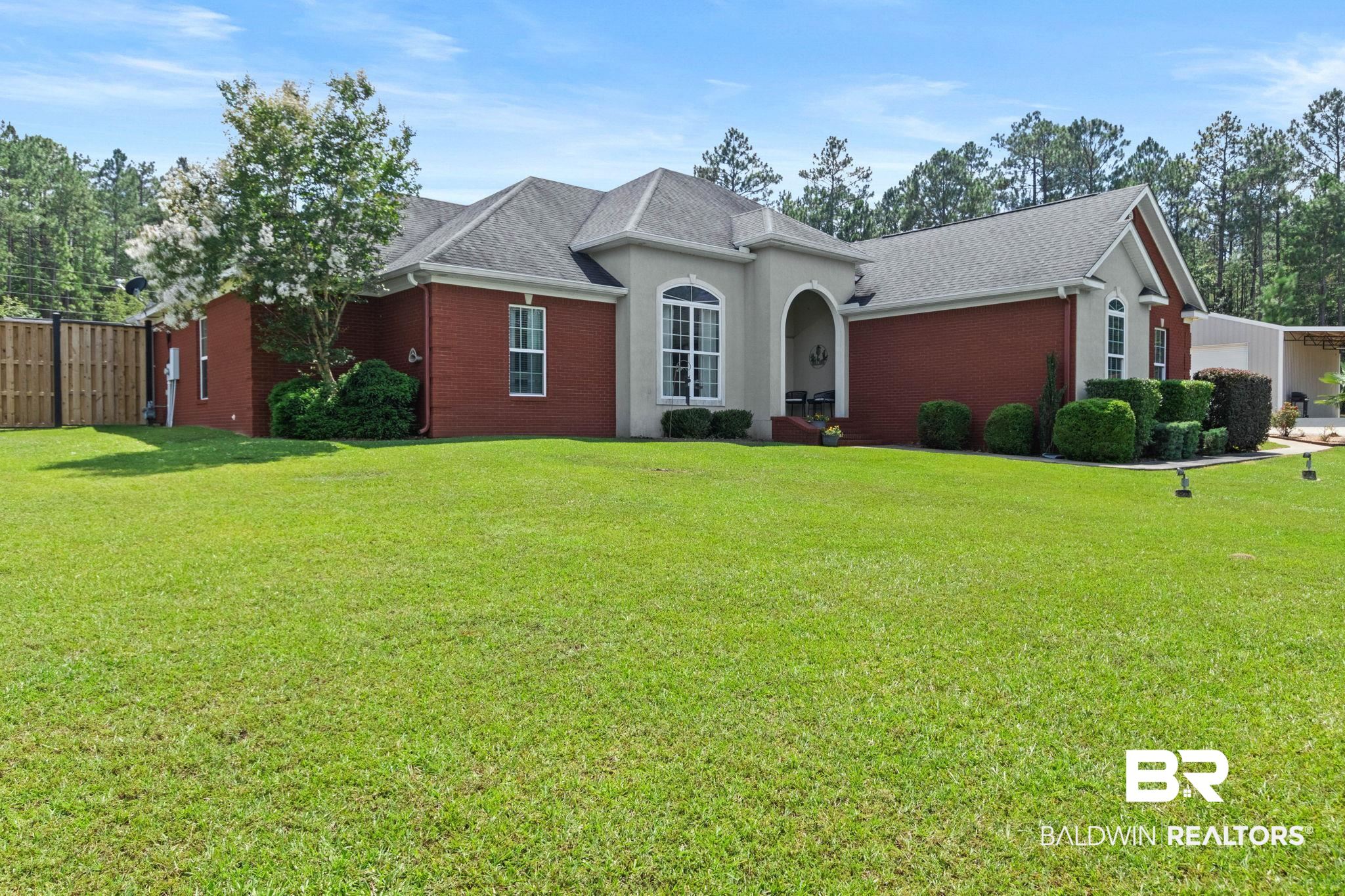79 Whitetail Run Chatom, AL 36518 - Photo 6 of 82 Contemporary residence featuring red brick and stucco exterior