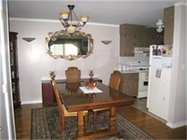 45 Jacqueline Road, Unit 10 Waltham, MA 02452 - Photo 5 of 20 Gallery Image 5