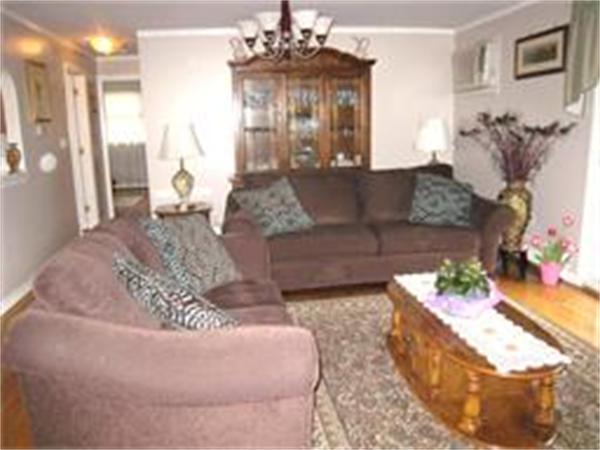 45 Jacqueline Road, Unit 10 Waltham, MA 02452 - Photo 10 of 20 Gallery Image 10