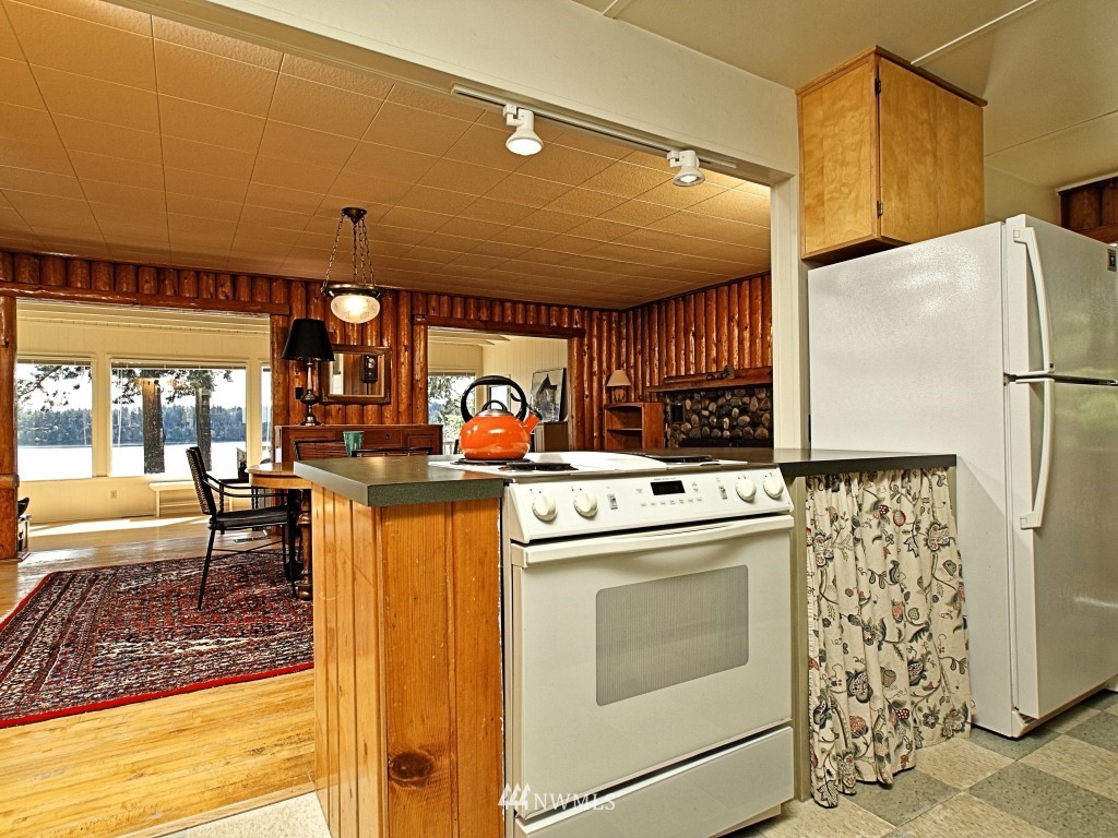 480 Stadium Beach Road East Grapeview, WA 98546 - Photo 10 of 25 Gallery Image 10