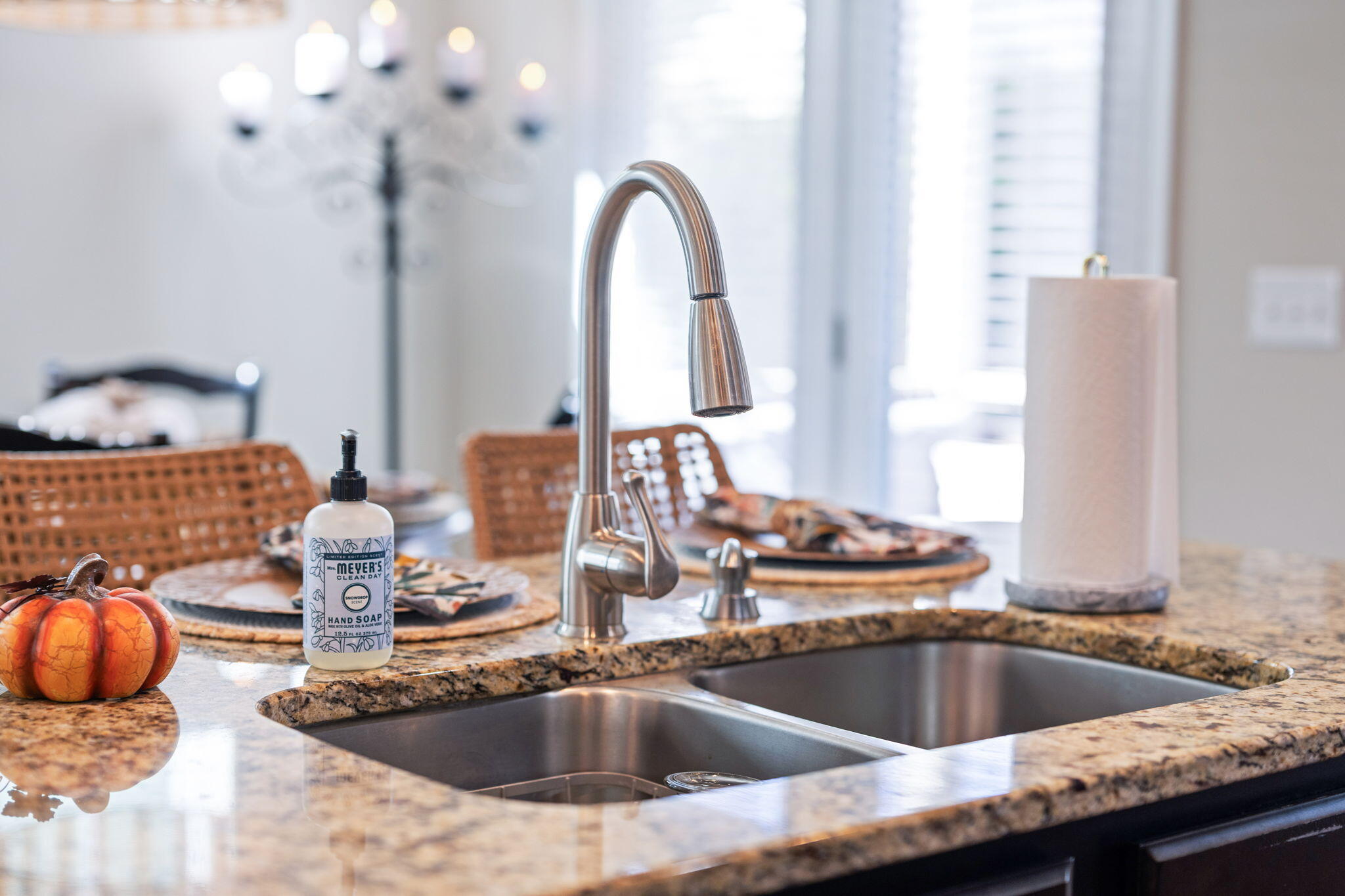 103 Green Grass Road Summerville, SC 29483 - Photo 6 of 39 Kitchen