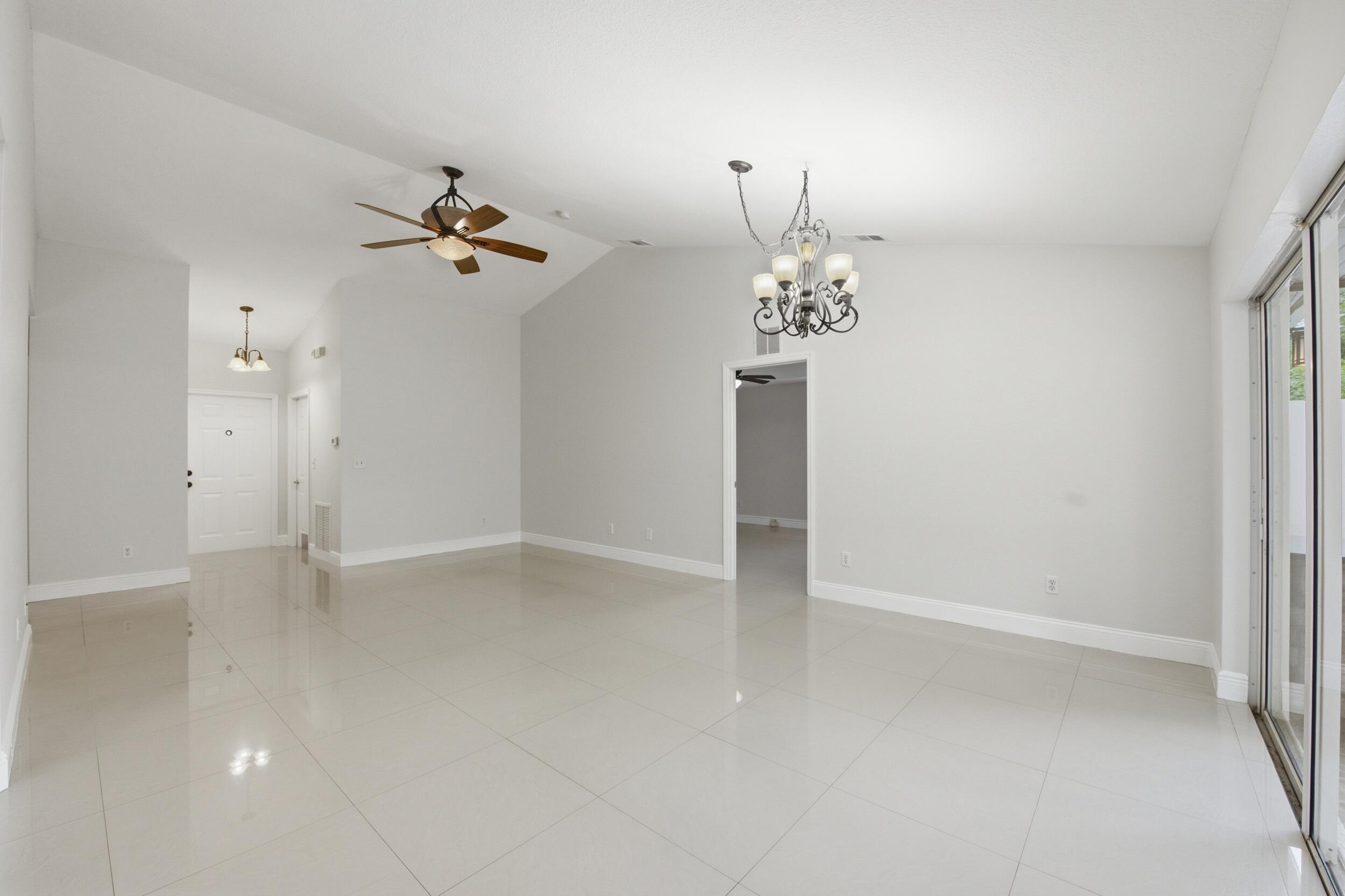 3772 Southeast Upper Street Stuart, FL 34997 - Photo 6 of 34 14__dsc1509