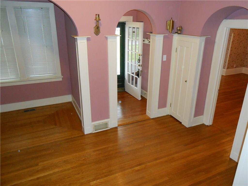 8455 Springfield Jamestown Road Springfield, OH 45502 - Photo 15 of 87