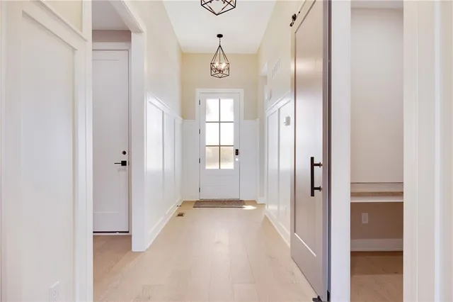 $544,900 | 2345 Northeast Colonnade Avenue, Blue Springs, MO 64029