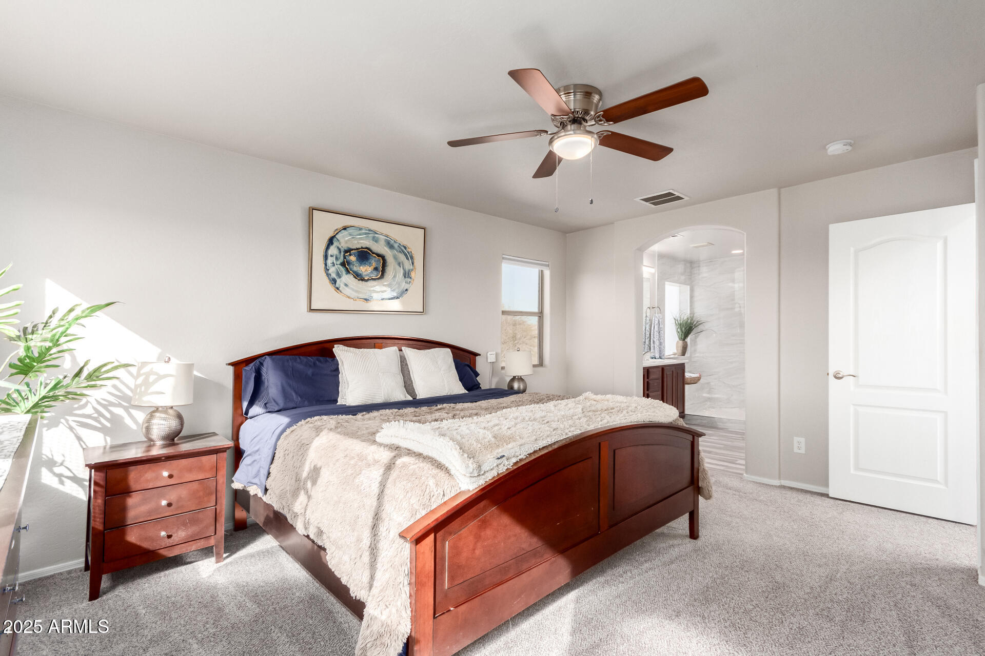 2645 West Florentine Road Phoenix, AZ 85086 - Photo 20 of 41 Primary Bedroom