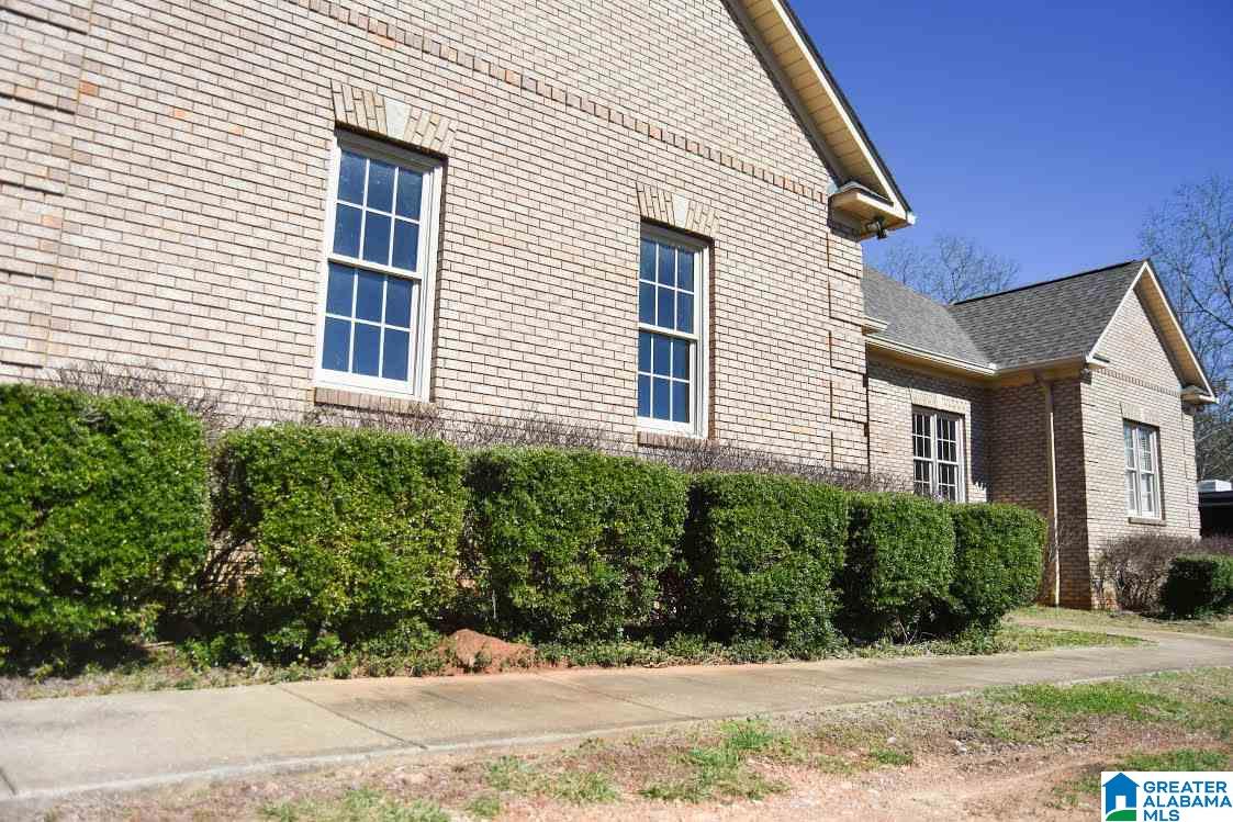 313 County Road 437 Heflin, AL 36264 - Photo 3 of 49