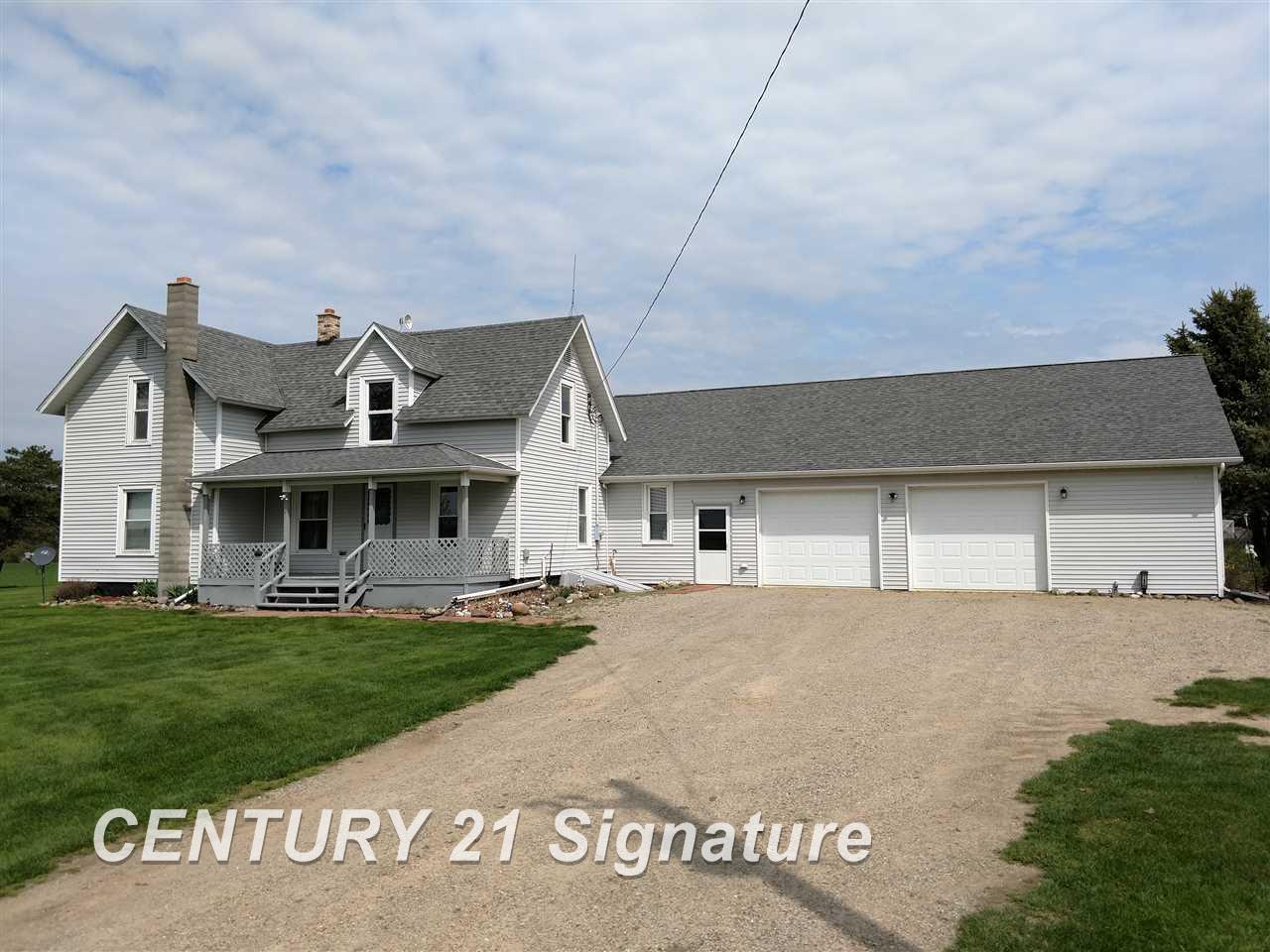 7150 Ditch Road Chesaning, MI 48616 - Photo 1 of 33
