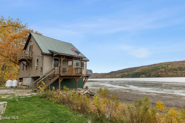 $339,000 | 41 Rattlesnake Way, Dresden, NY 12819