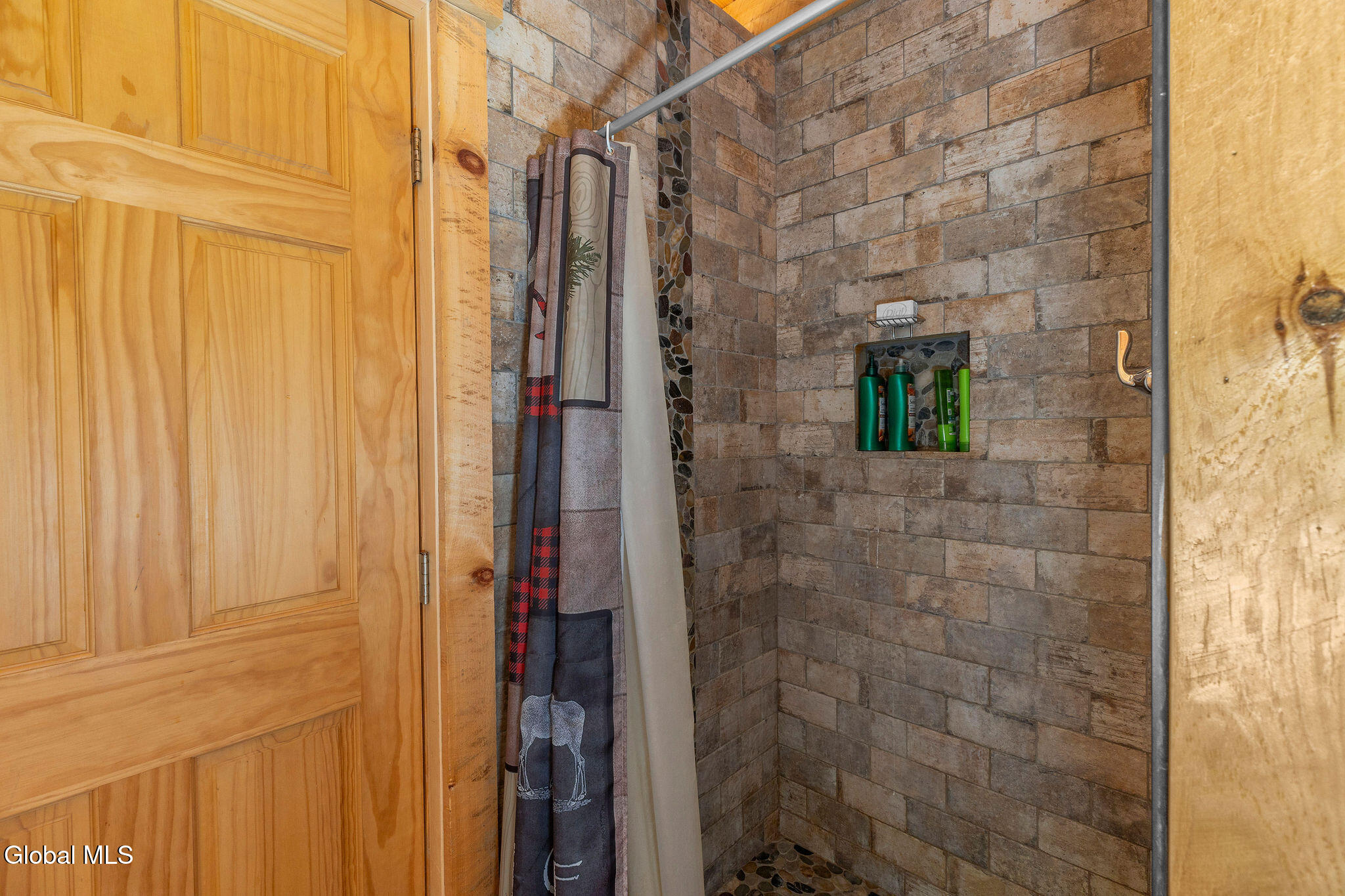 41 Rattlesnake Way Dresden, NY 12819 - Photo 26 of 37 41RattlesnakeINTERIOR(12)