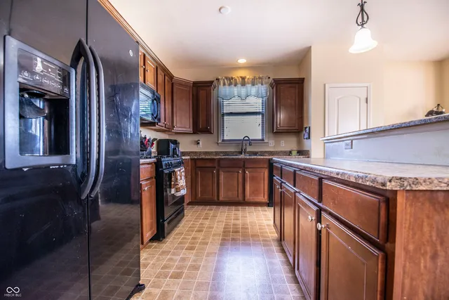 $400,000 | 7407 Ponderosa Pines Lane, Indianapolis, IN 46239