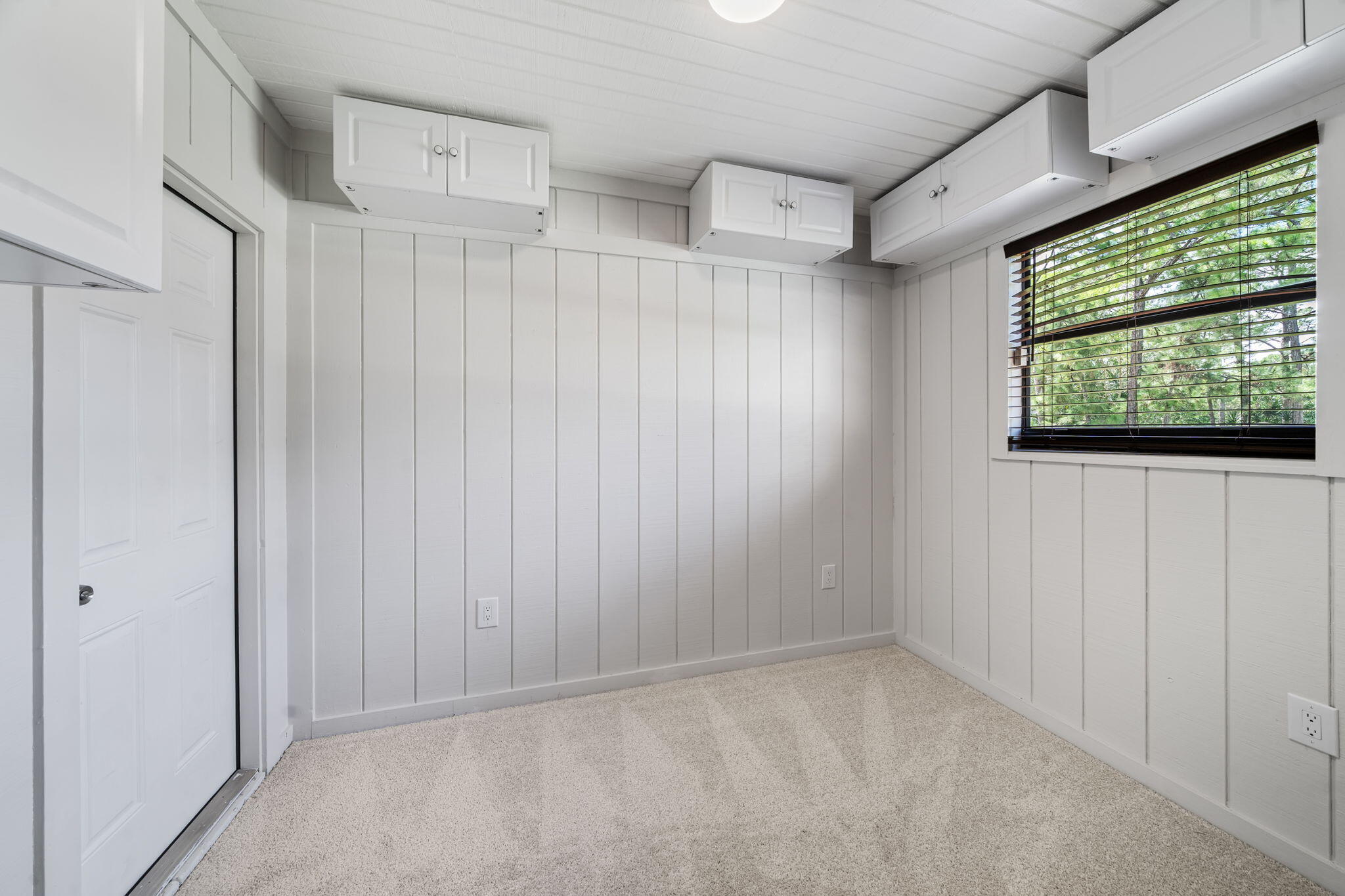 17876 43rd Road North Loxahatchee, FL 33470 - Photo 21 of 37 a view of an empty room with a window
