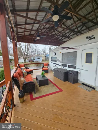a view of outdoor space