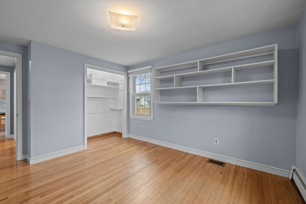 111 Verndale Street Warwick, RI 02889 - Photo 21 of 38