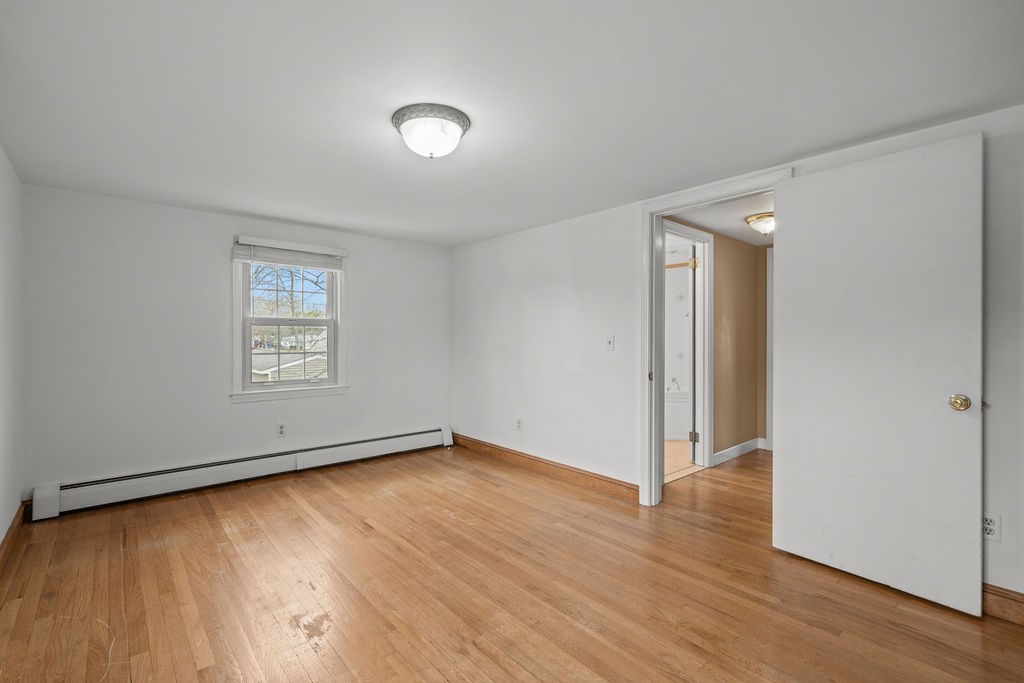 111 Verndale Street Warwick, RI 02889 - Photo 25 of 38