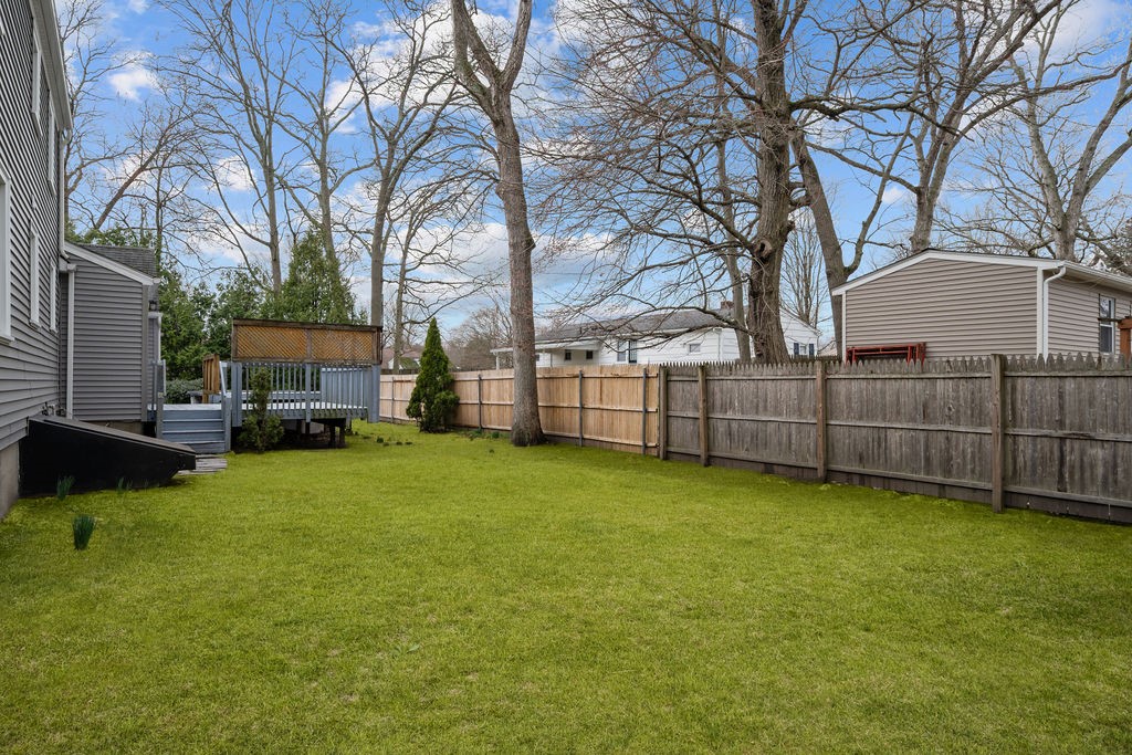 111 Verndale Street Warwick, RI 02889 - Photo 33 of 38