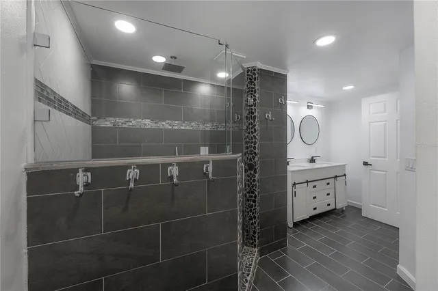 $725,000 | 6108 Oak Ridge Avenue, New Port Richey, FL 34653