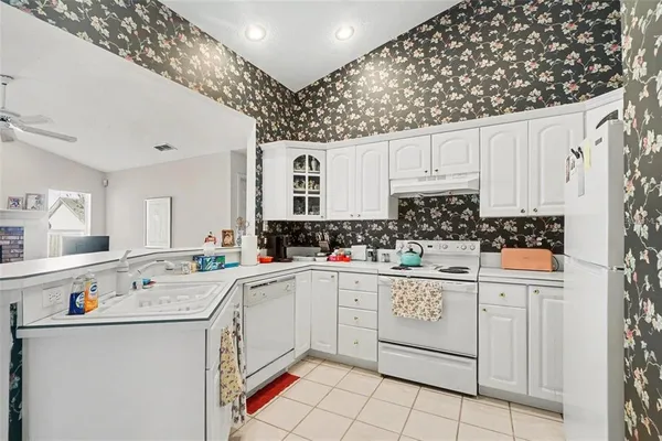 $425,000 | 1670 East Spring Ridge Circle, Winter Garden, FL 34787