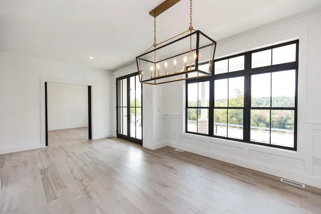 $1,588,000 | 17-4-28 17-4-28 Boiling Kettle Way, Unit 28, Bedford, NH 03110