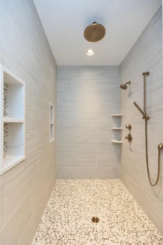 $1,588,000 | 17-4-28 17-4-28 Boiling Kettle Way, Unit 28, Bedford, NH 03110