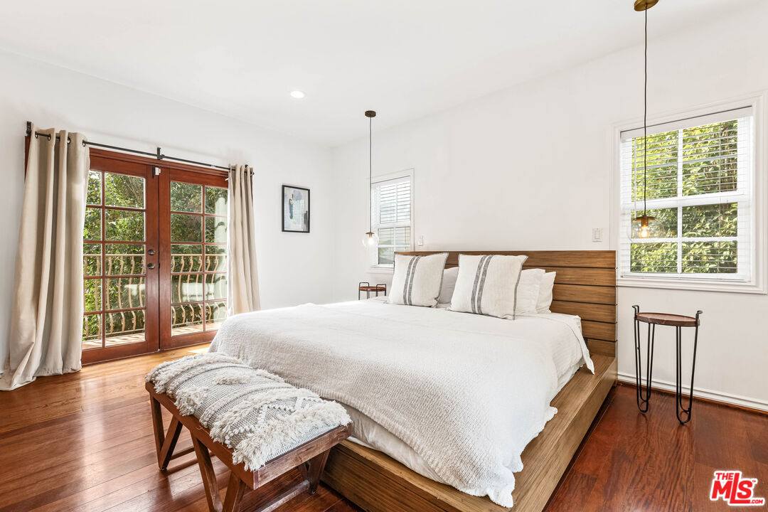 12109 Maxwellton Road Studio City, CA 91604 - Photo 13 of 75