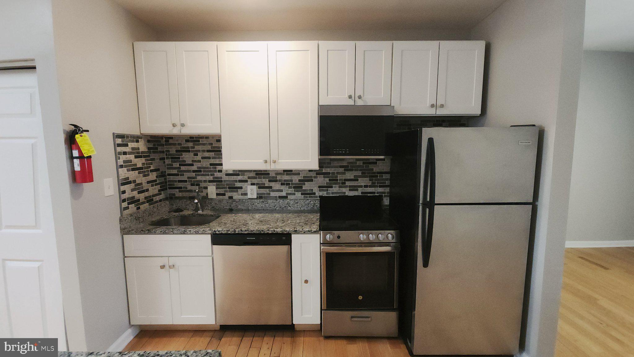 1648 Park Road Northwest, Unit 6 Washington, DC 20010 - Photo 2 of 16