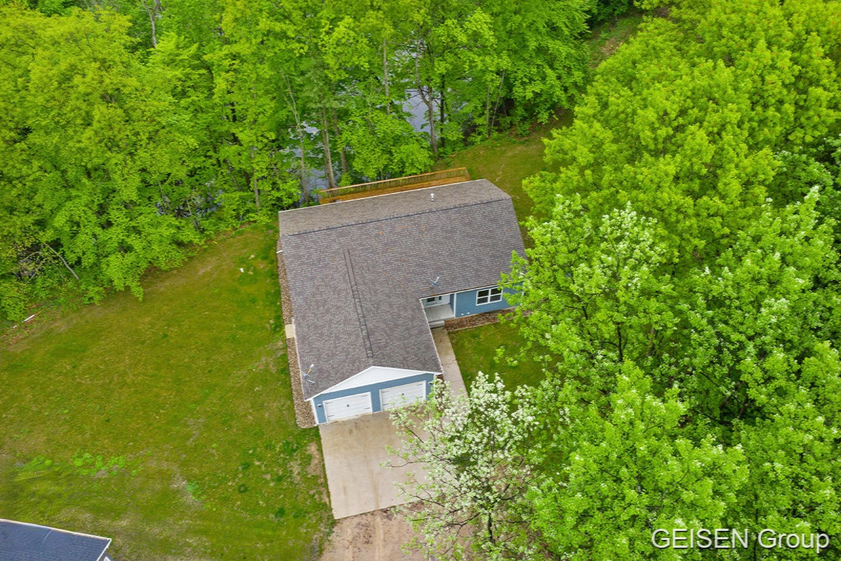 11651 Kickland Road Gowen, MI 49326 - Photo 34 of 43 IMG_1032