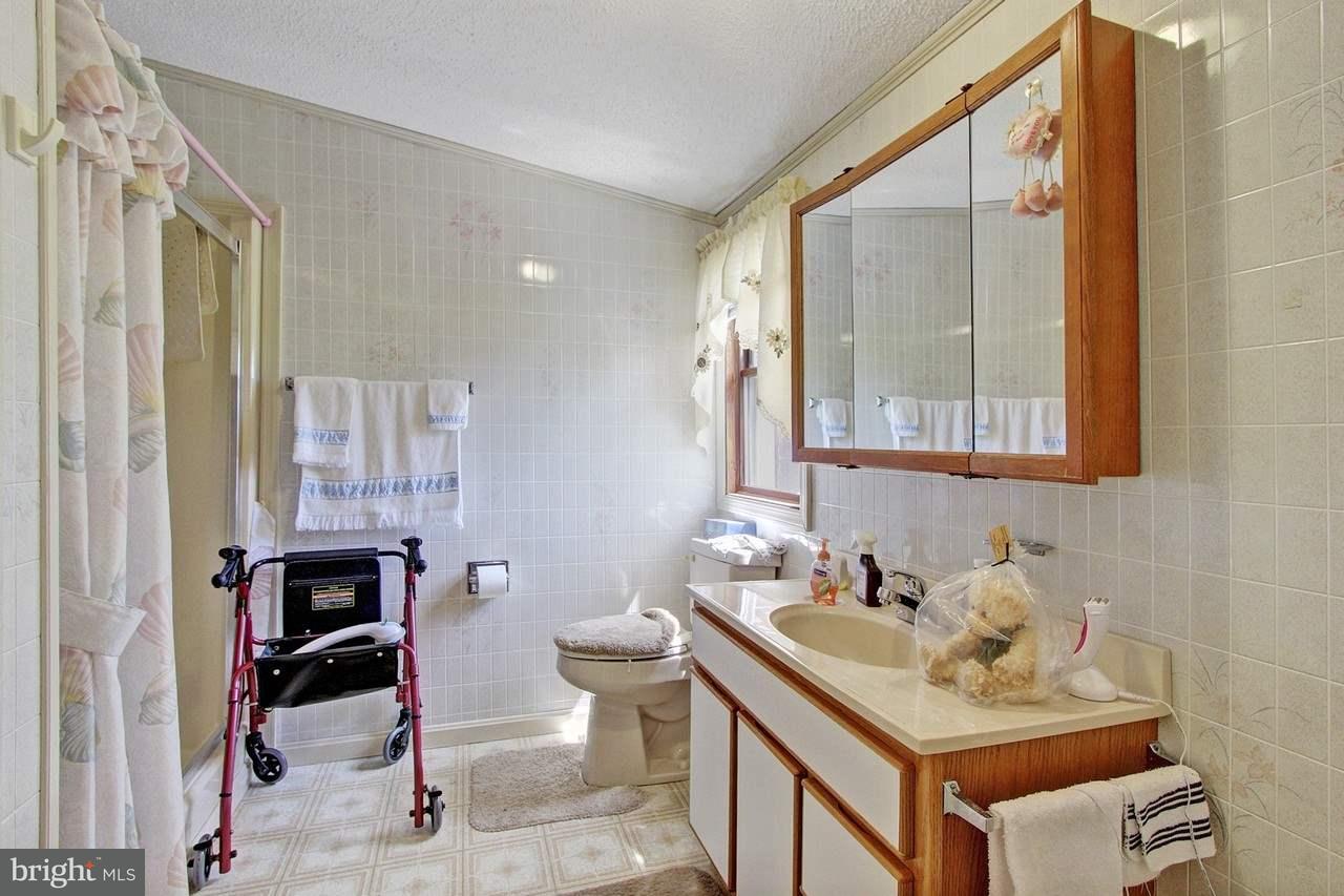 1067 Canadochly Road York, PA 17406 - Photo 8 of 20 Gallery Image 8