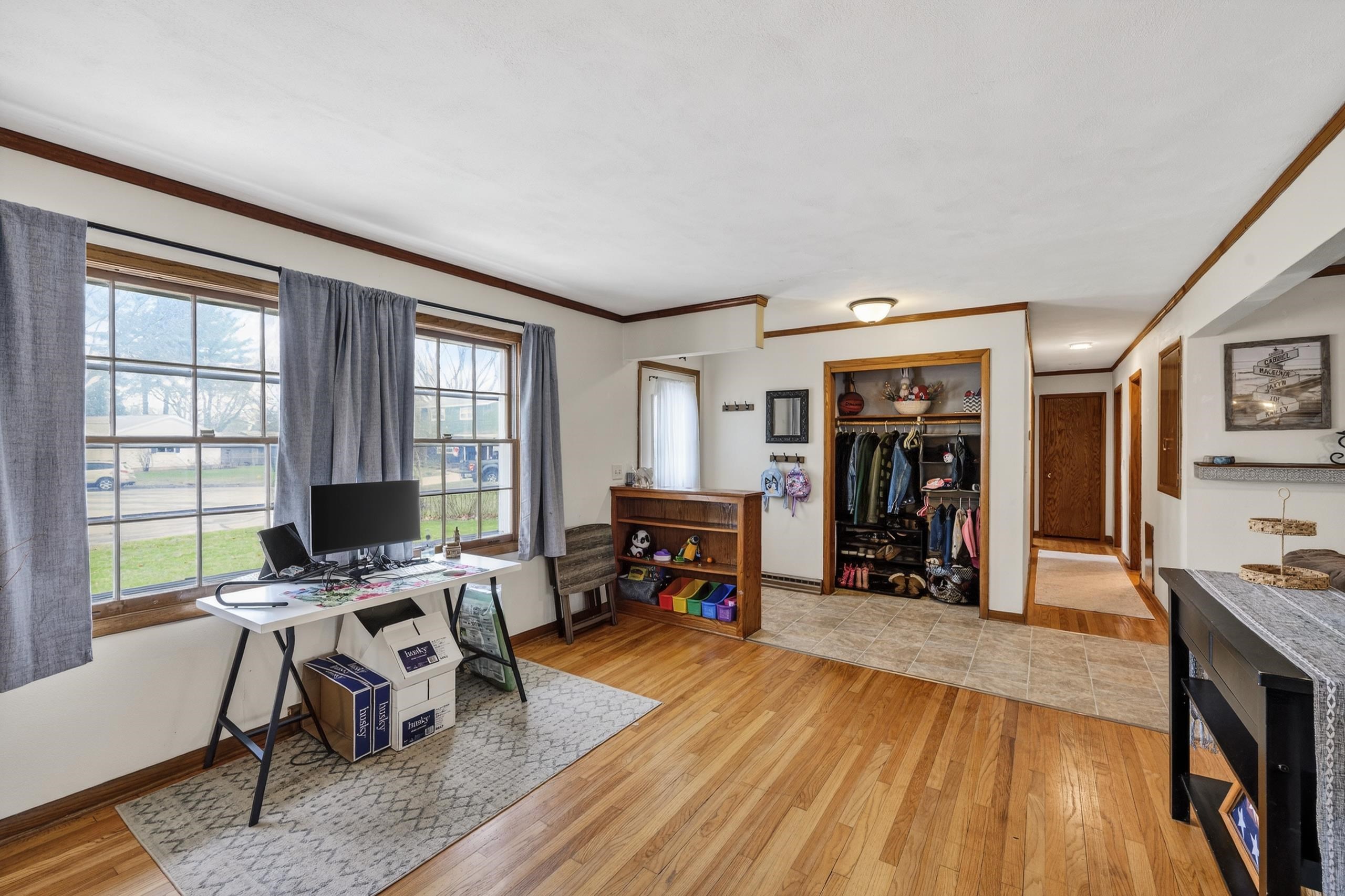 1422 Diamond Sun Prairie Sun Prairie, WI 53590 - Photo 4 of 32