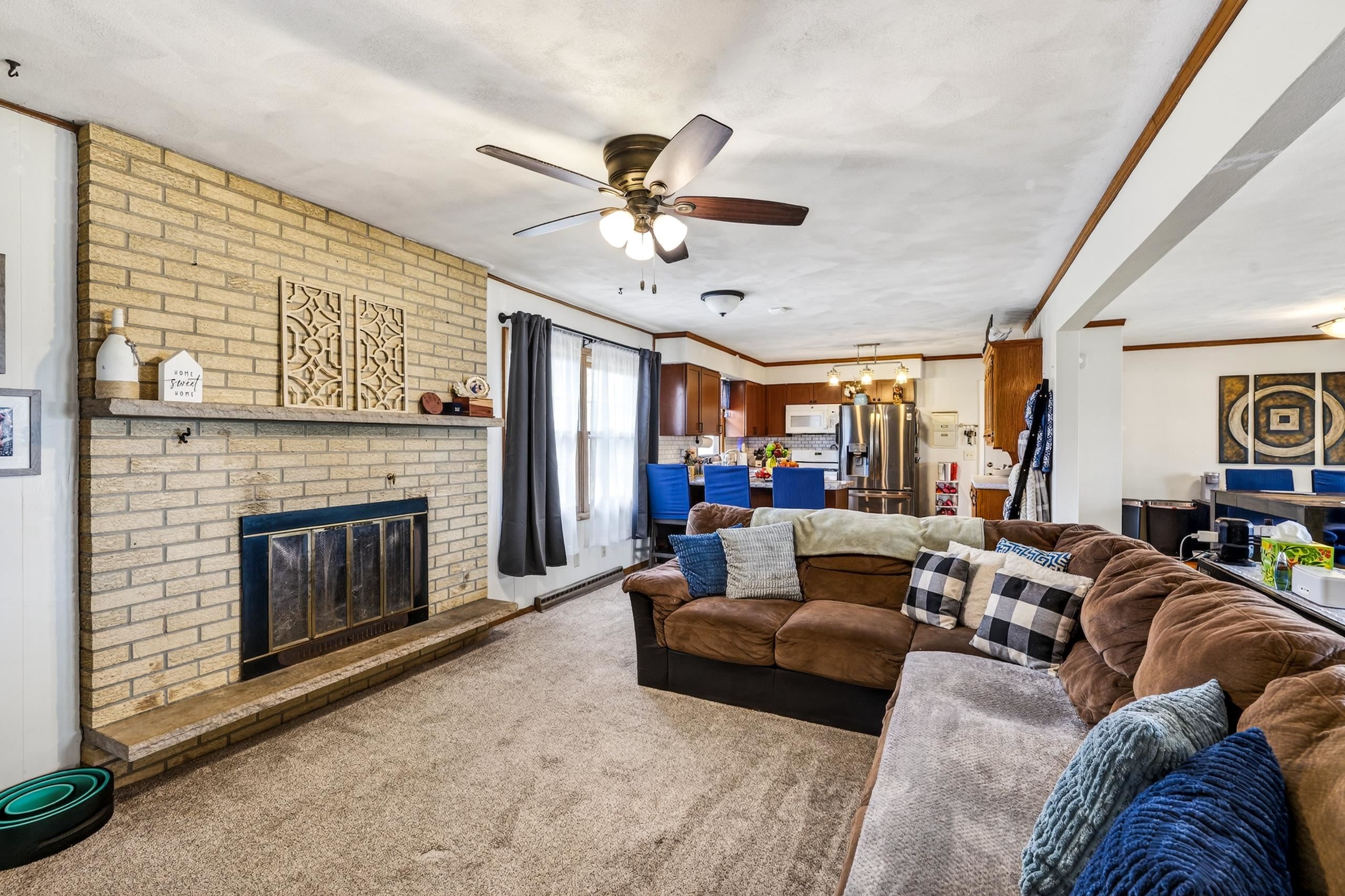 1422 Diamond Sun Prairie Sun Prairie, WI 53590 - Photo 5 of 32