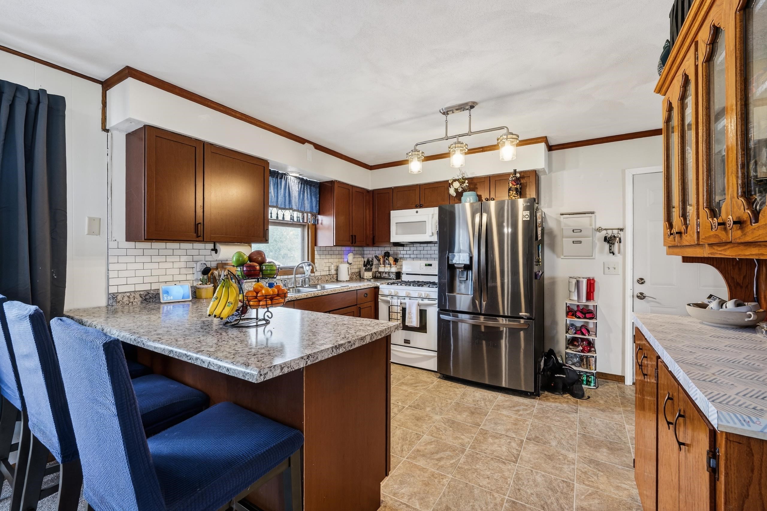 1422 Diamond Sun Prairie Sun Prairie, WI 53590 - Photo 7 of 32