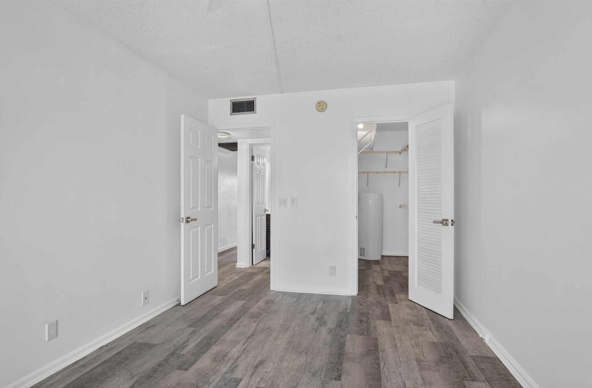 3045 Cornwall C Boca Raton, FL 33434 - Photo 19 of 54 21-web-or-mls-DSC_6033