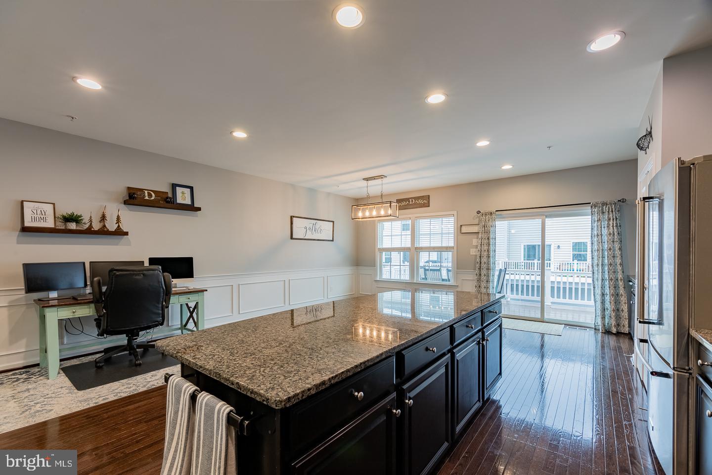 719 Bender Road Phoenixville, PA 19460 - Photo 11 of 33 Kitchen/Dining Room