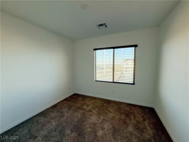 $3,000 | 5899 Amber Stone Court, Las Vegas, NV 89141