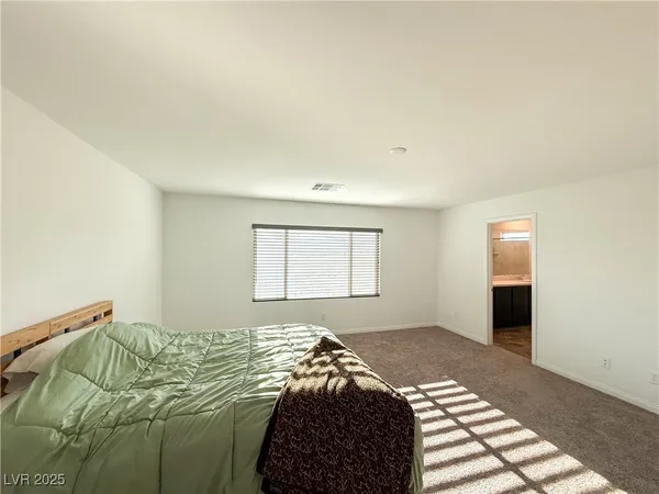 $2,860 | 5899 Amber Stone Court, Las Vegas, NV 89141