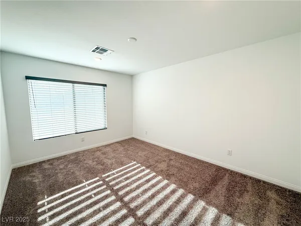 $2,860 | 5899 Amber Stone Court, Las Vegas, NV 89141