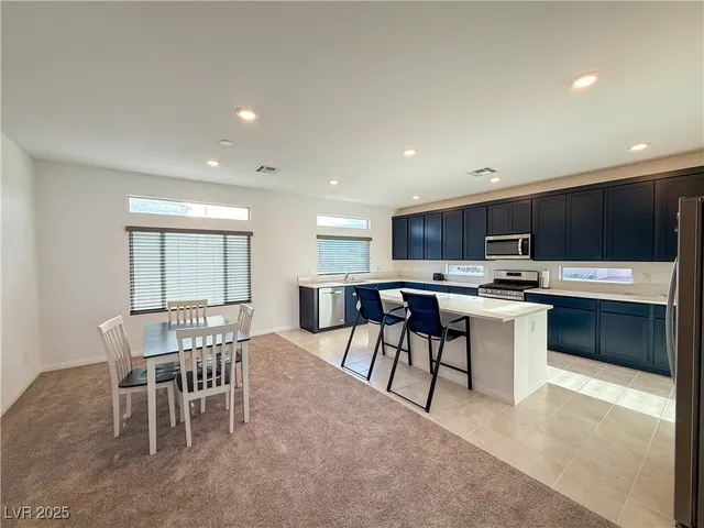 $3,000 | 5899 Amber Stone Court, Las Vegas, NV 89141