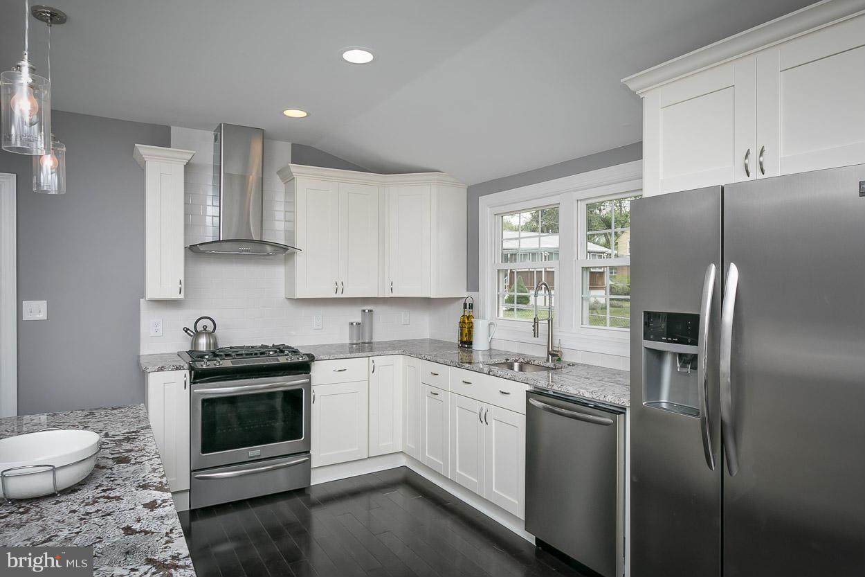232 Cinder Road Lutherville-Timonium, MD 21093 - Photo 11 of 29 Kitchen