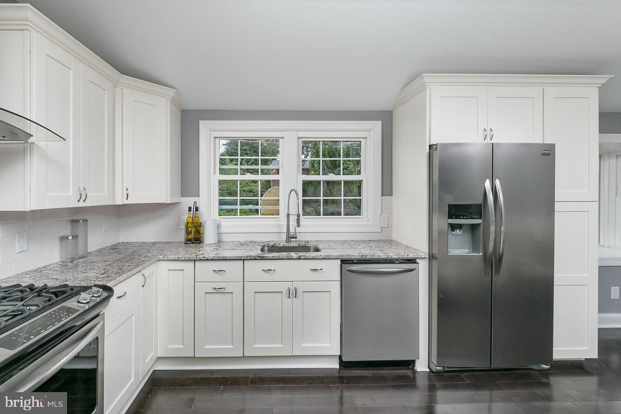 232 Cinder Road Lutherville-Timonium, MD 21093 - Photo 10 of 29 Kitchen