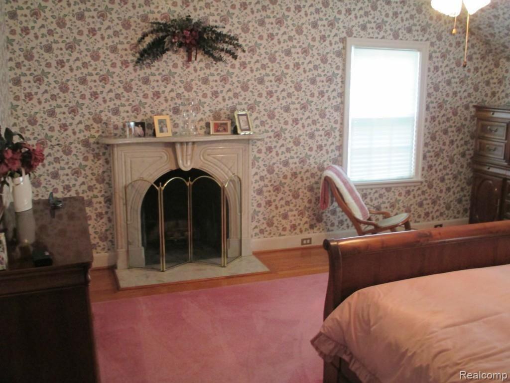 58 Moran Road Grosse Pointe, MI 48236 - Photo 13 of 39 58 Moran 018.jpg