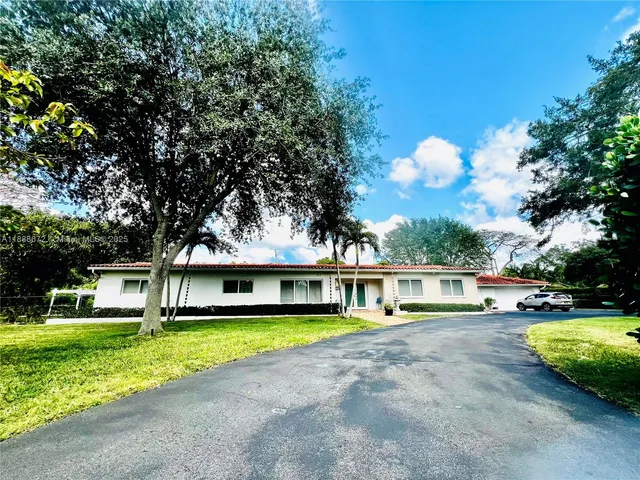 $2,300,000 | 7500 Southwest 81st Avenue, Miami, FL 33143