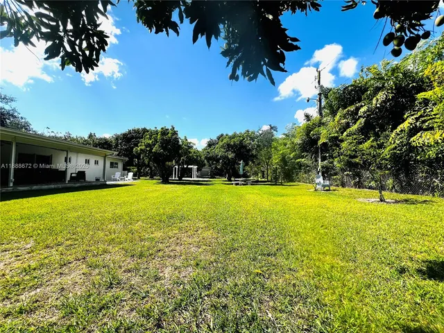 $2,300,000 | 7500 Southwest 81st Avenue, Miami, FL 33143
