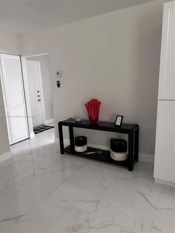 $2,300,000 | 7500 Southwest 81st Avenue, Miami, FL 33143