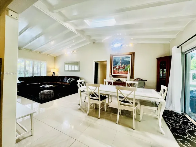 $2,300,000 | 7500 Southwest 81st Avenue, Miami, FL 33143