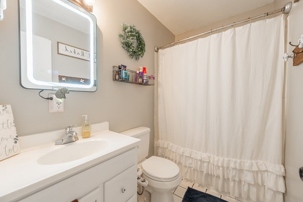 11737 Grapefield Road Bastian, VA 24314 - Photo 25 of 63 Gallery Image 25