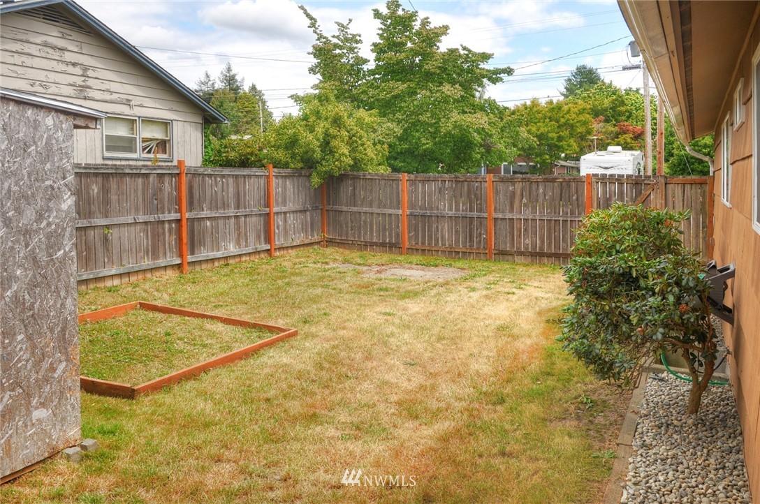 950 East 30th Street Bremerton, WA 98310 - Photo 20 of 24 Gallery Image 20