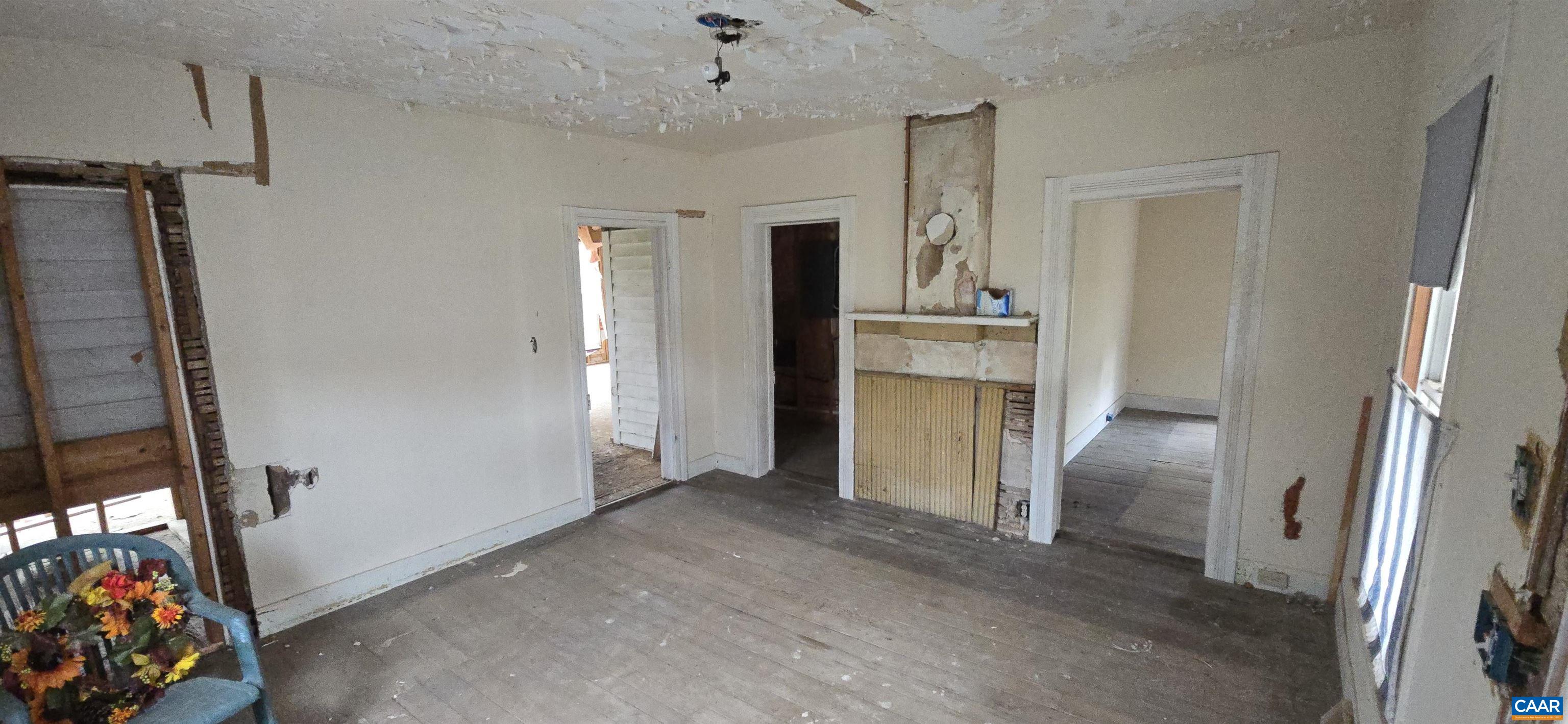 276 Main Street Stanardsville, VA 22973 - Photo 13 of 38