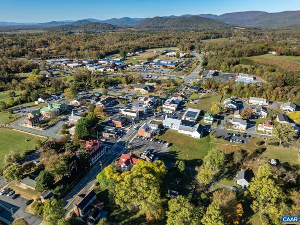 $267,000 | 276 Main Street, Stanardsville, VA 22973