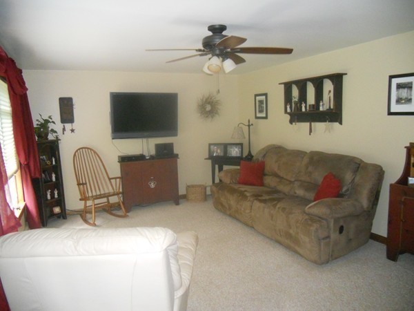 72 Duval Road Sutton, MA 01590 - Photo 11 of 27