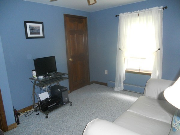 72 Duval Road Sutton, MA 01590 - Photo 15 of 27