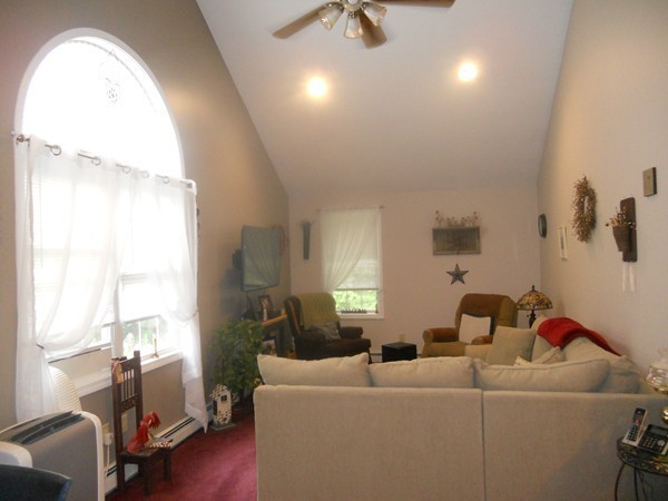72 Duval Road Sutton, MA 01590 - Photo 6 of 27